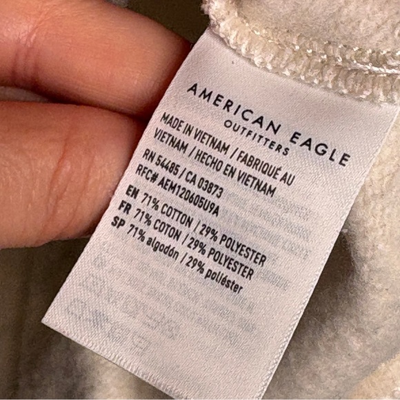 Disney x American Eagle Christmas Sweatshirt Size Small Soft Grey - Picture 6 of 6